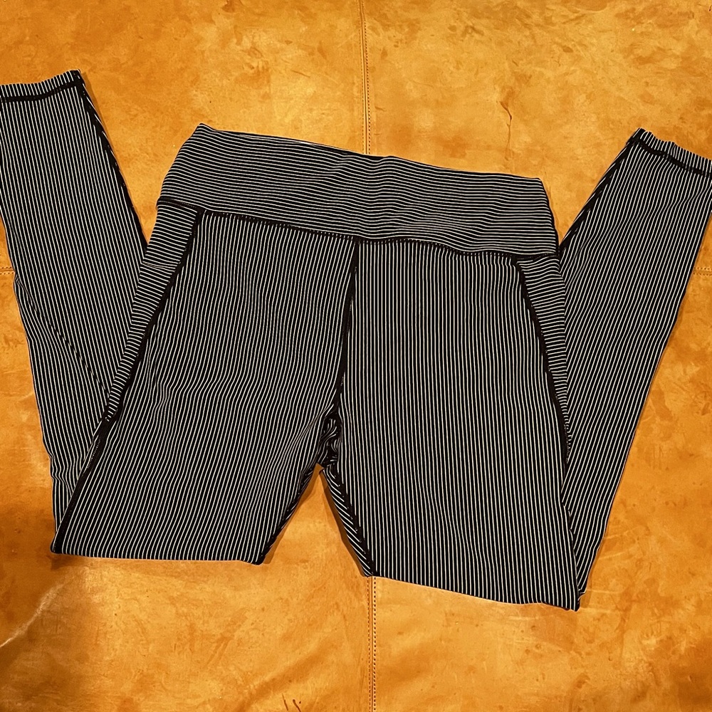 Glyder XL Leggings-Black/Tan Striped